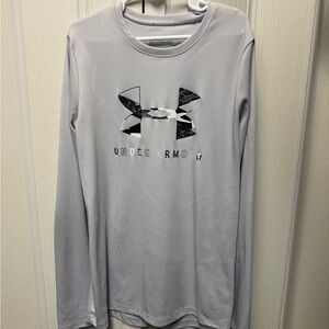 Under Armour Light Gray Long Sleeve Tee